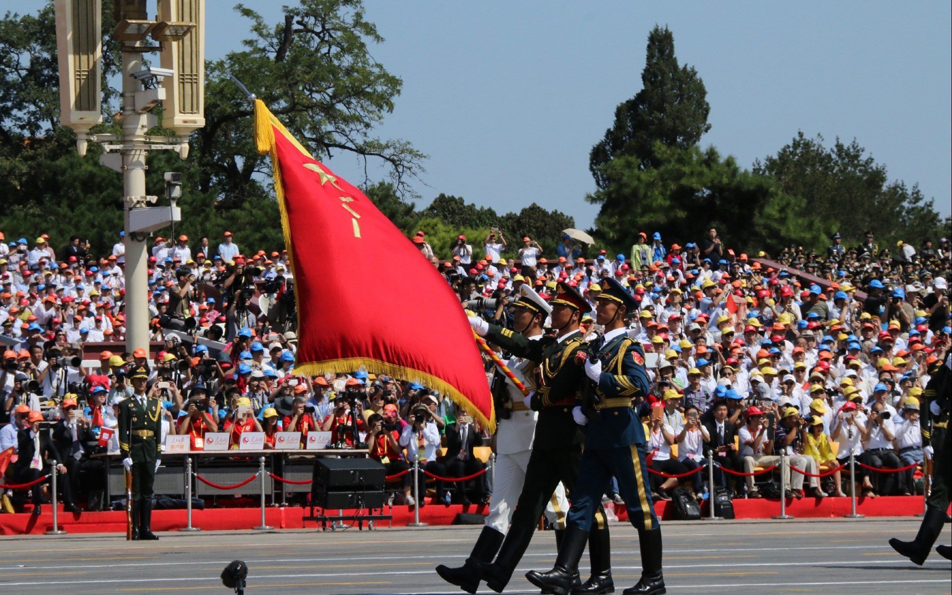 王楚钦强势反弹乒乓球团体赛,乒乓王楚钦个人简历