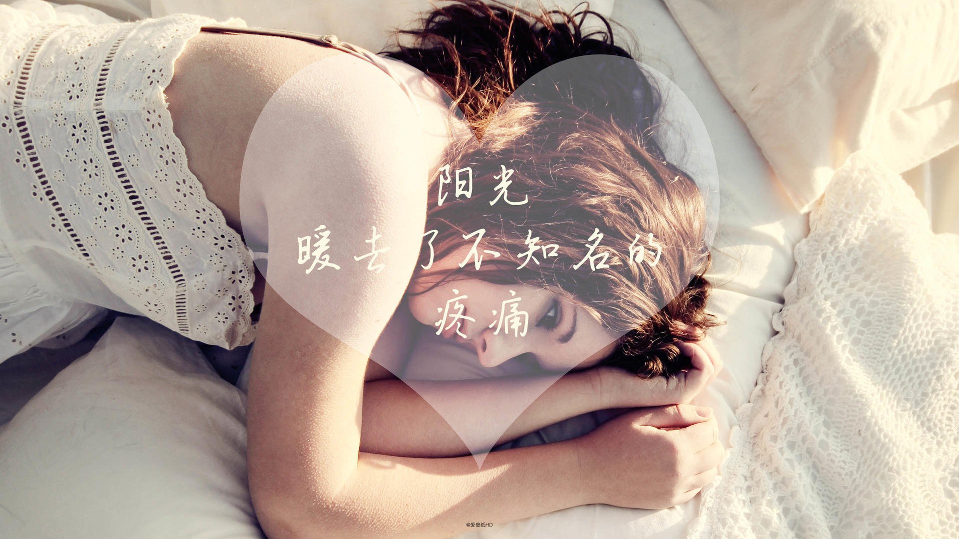 爱游戏体育app-男子篮球培训注重快速反应与决策能力培养，男孩篮球训练